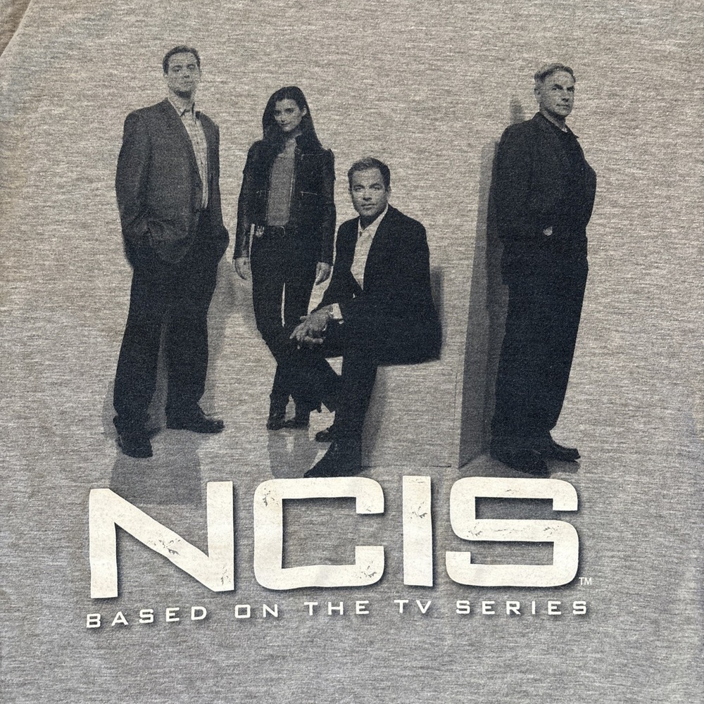 Vintage NCIS T Shirt Mens S Small Criminal Graphic Tee Gray - Picture 2 of 4